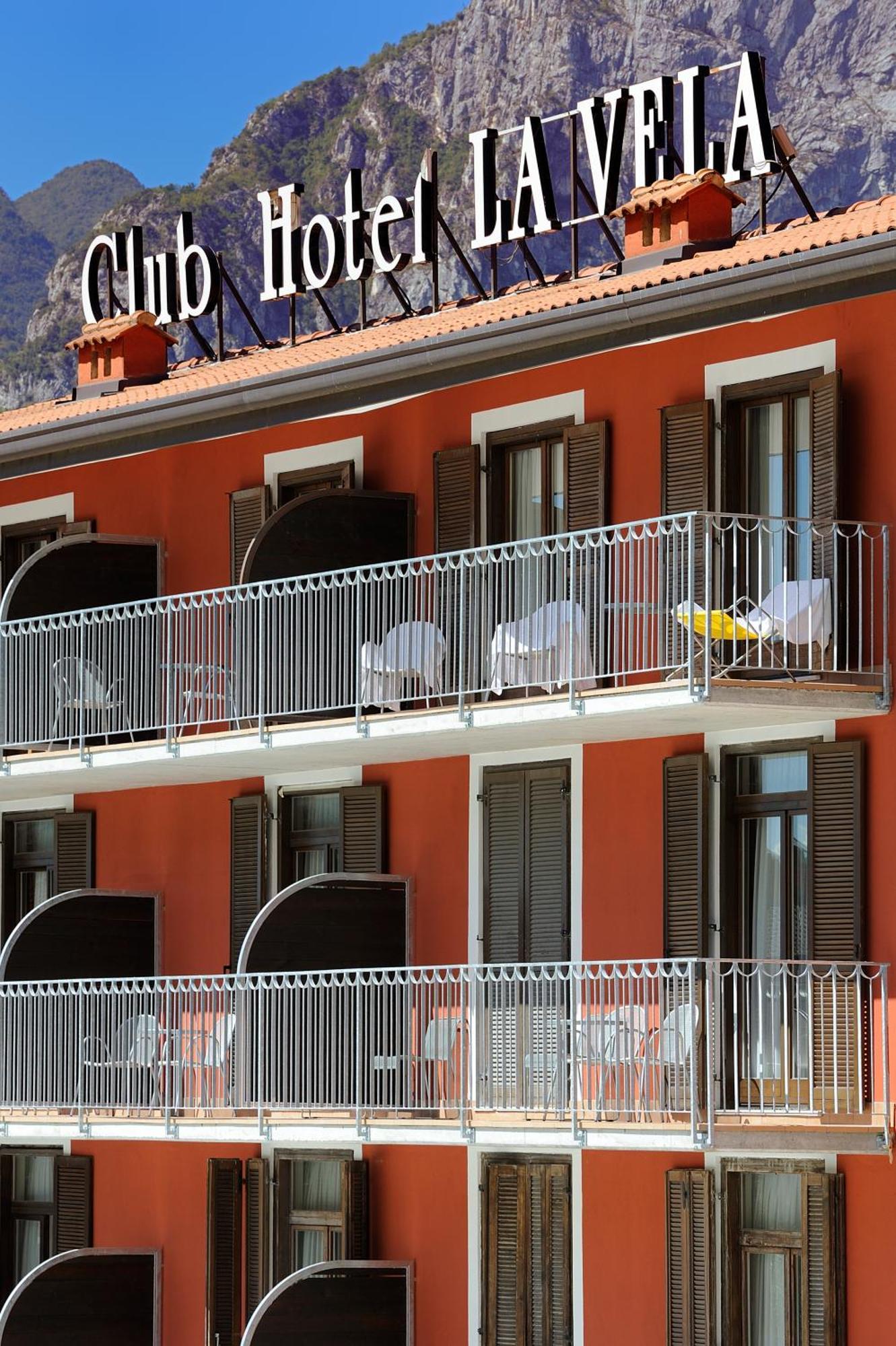Club Hotel E Residence La Vela Torbole Sul Garda Exterior photo